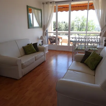 2 Bedroom Modern In With Sea View * Antibes